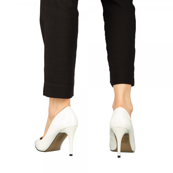 Дамски обувки с ток бели  от еко кожа  Rocha, 4 - Kalapod.bg